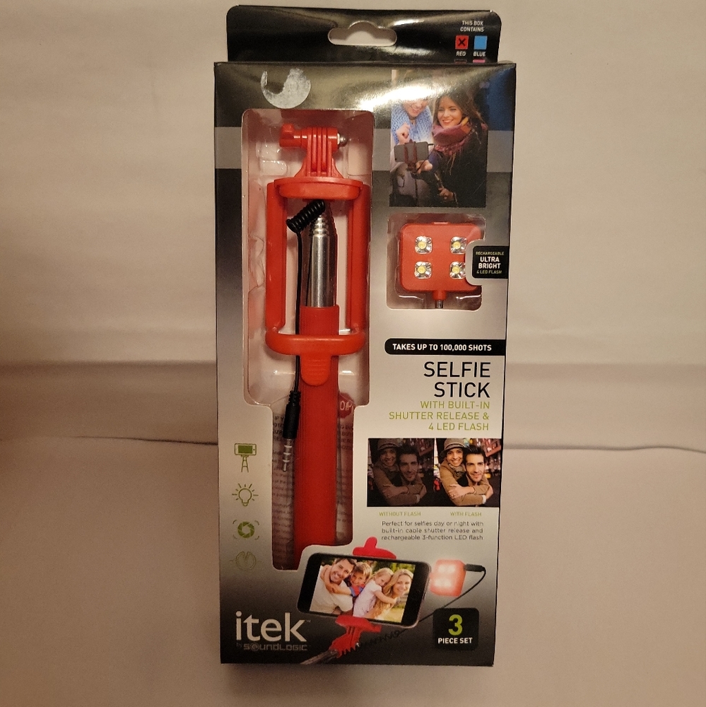 Itek by Soundlogic Selfie-Stick with built in shutter release & 4 led fl…